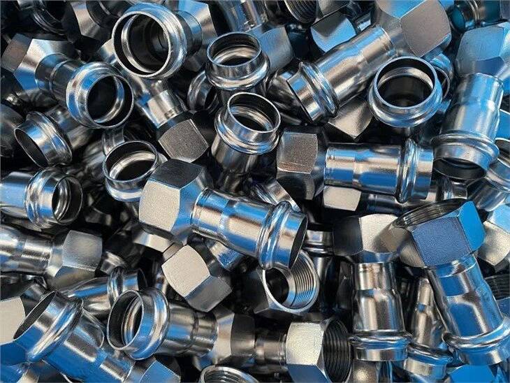 Paina Female Thread Coupling